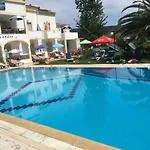 Alessandro Aparthotel 4*