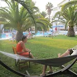 Apart Otel Alessandro 4*