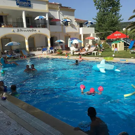 Aparthotel Alessandro 4*