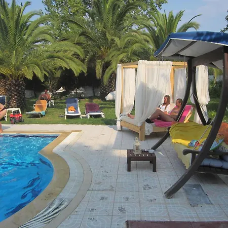 Alessandro Lägenhetshotell 4*